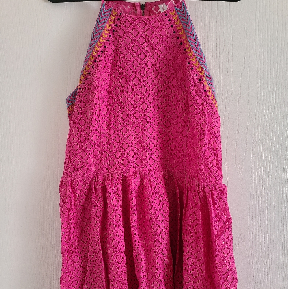 Dress - Picture 1 of 3